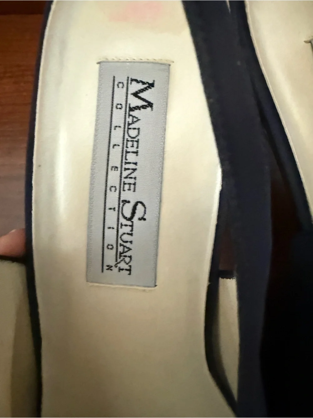 Navy Slingback Women's Pumps - Classic Navy Heels size 10 NIB Madeline Stuart - Picture 3 of 8